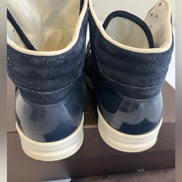 Men’s Gucci Blue Suede Interlocking GG Lace up sneaker - Picture 4 of 10